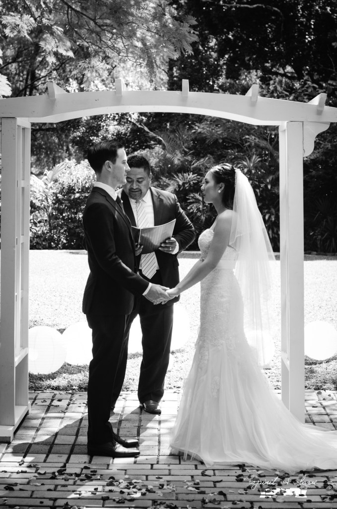 Ty-&-Maxine-~-Ceremony---B&W-30