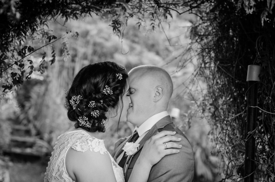 Aaron-+-Jaclyn-Wedding---Artistic-B&W-75