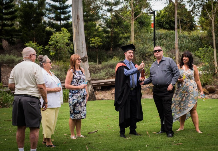 bens-graduation-gates-family-14