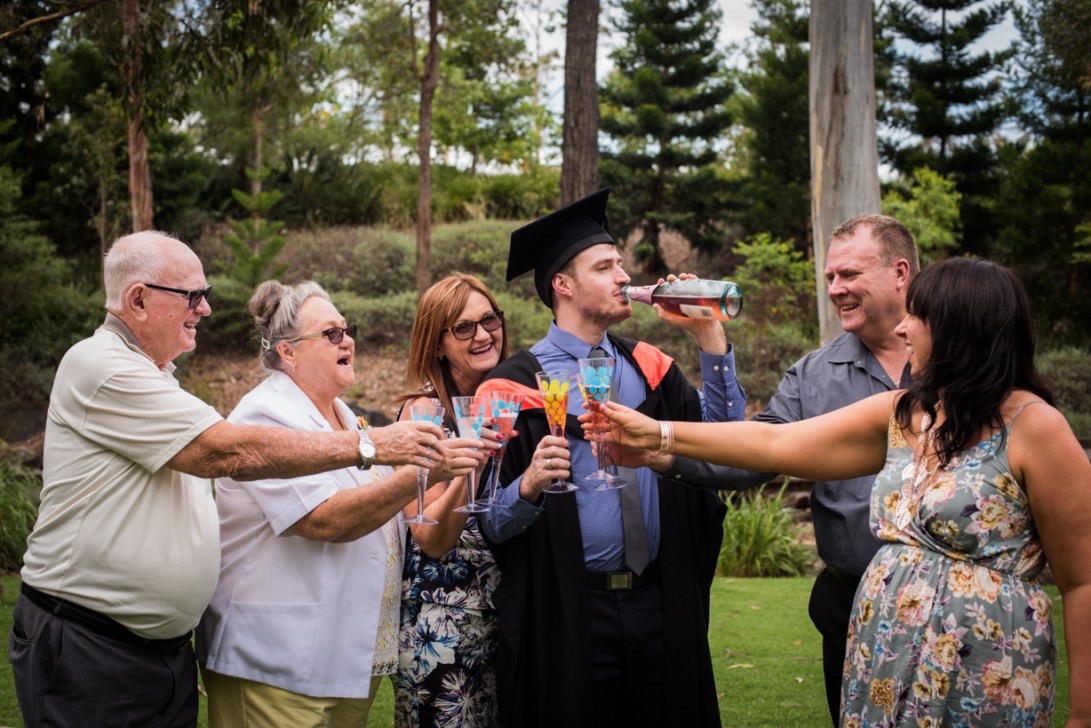 bens-graduation-gates-family-21
