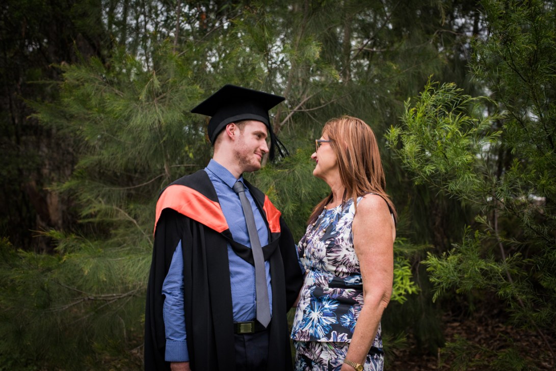 bens-graduation-gates-family-7