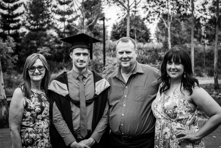 bens-graduation-gates-family-bw-18