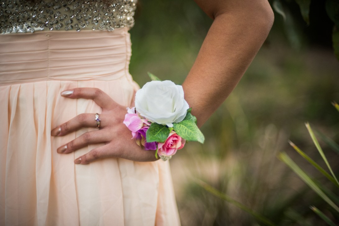 Love Crowns - Corsages 2 July-77