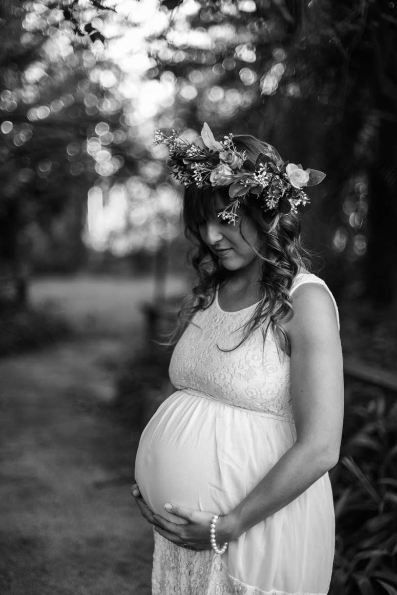 Tameika Maternity B&W-67